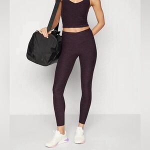 Fabletics - NWT HeatherFlex High-Waisted Legging - Plum